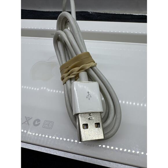 Genuine Apple A1242 Wired White Silver USB Keyboard for iMac Mac Mini Mac Tested - Picture 9 of 9